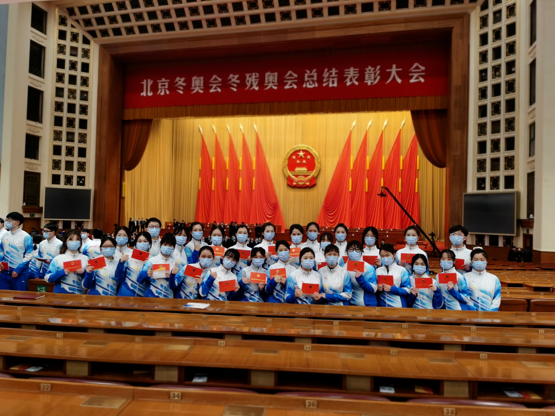 70db7033b2f140dc86af46b1f581e86b.png 70db7033b2f140dc86af46b1f581e86b.png