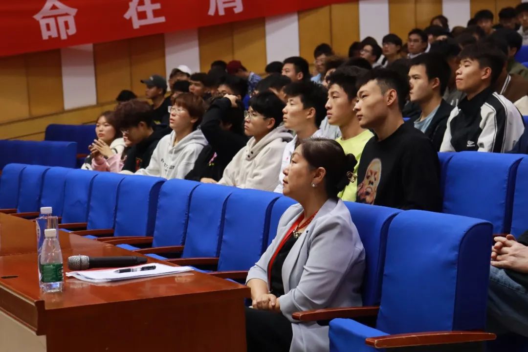 915b8d2043124cc3b5cd34b014dbe551.jpg 915b8d2043124cc3b5cd34b014dbe551.jpg